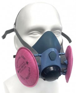PolyGARD 7500 filtrační polomaska s filtry