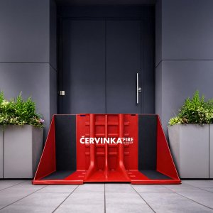 Ochrana vchodových dveří proti povodni 50 cm